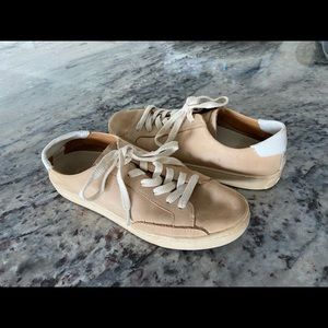 Soludos Womens size 7.5 Tan color